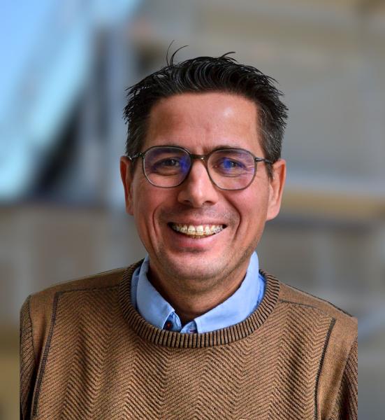 Renzo Roumen
